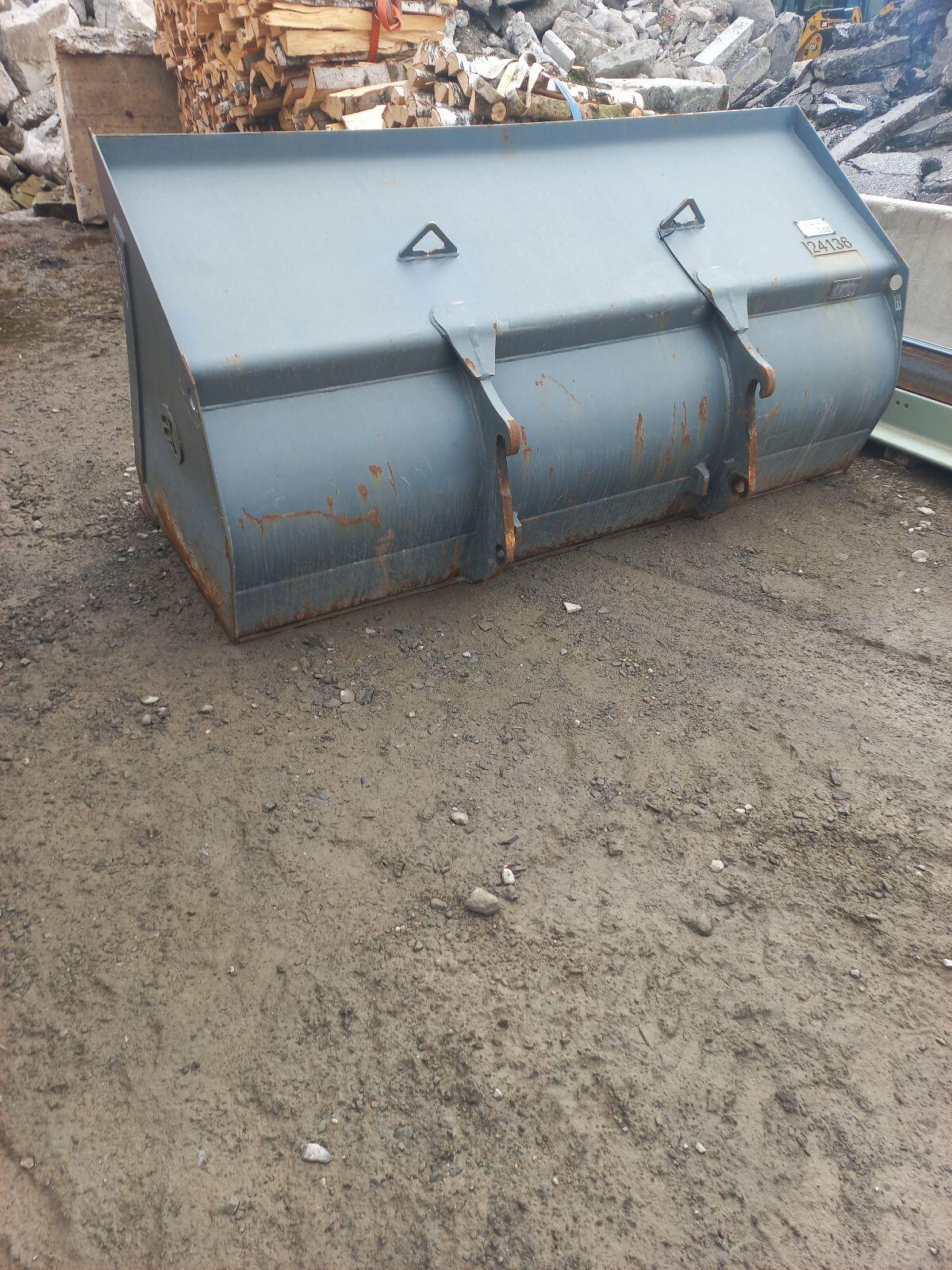 Liebherr 507 Stereo 3