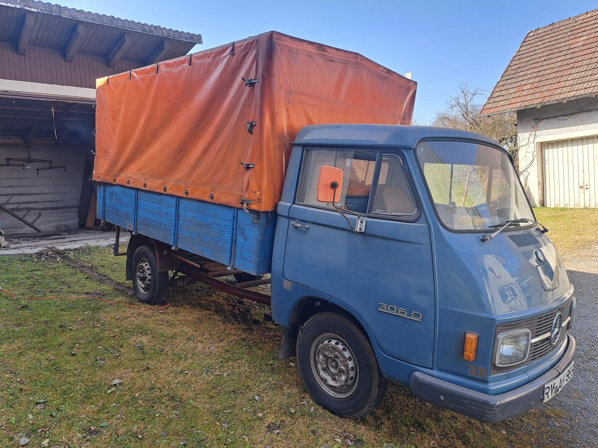 Mercedes L 306 DG 2
