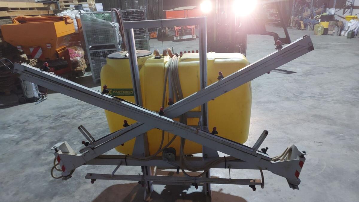 Jessernig Feldspritze 700 l 12 m 2