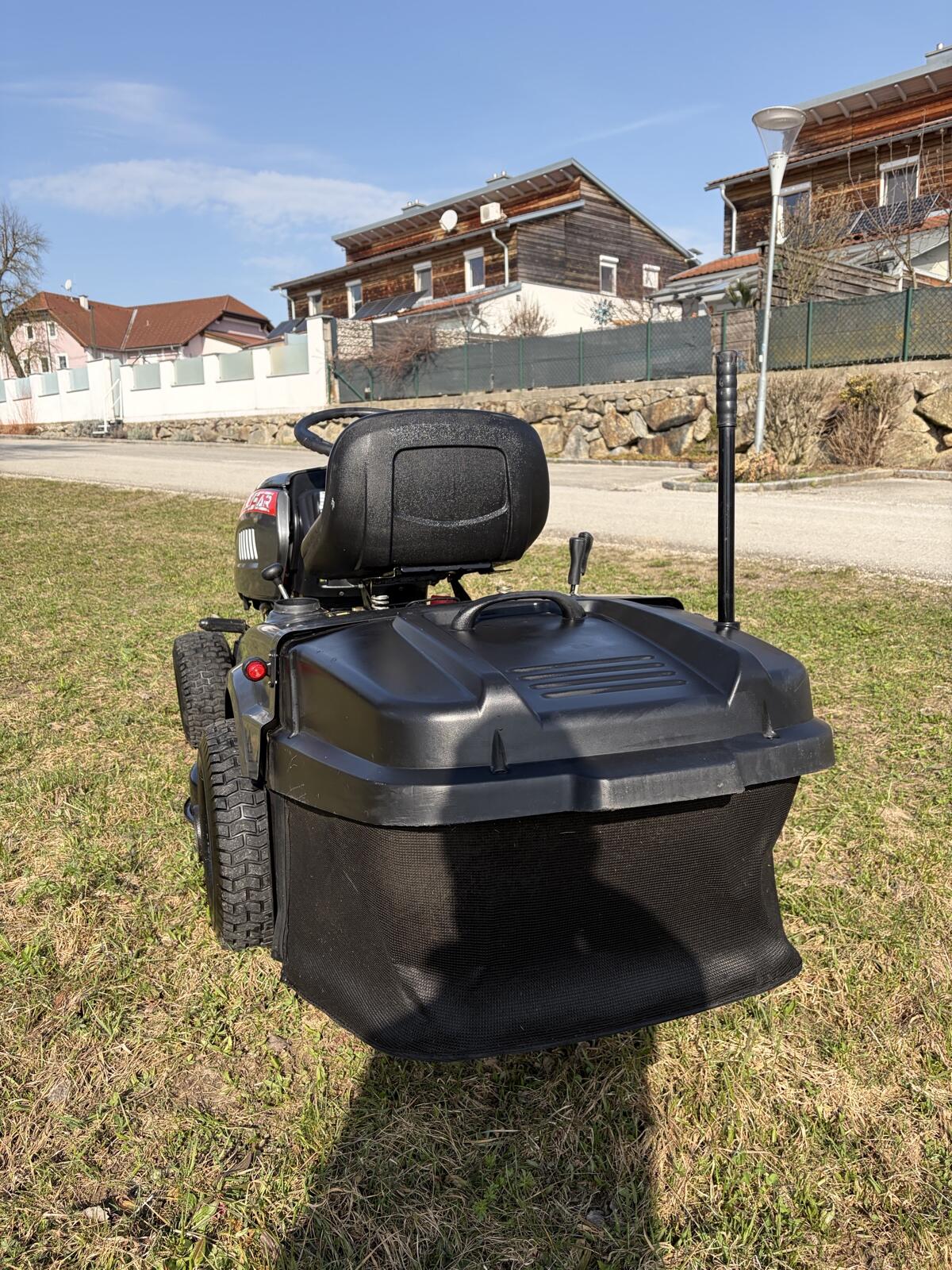 MTD Blisar GE 130 Rasenmähertraktor 3