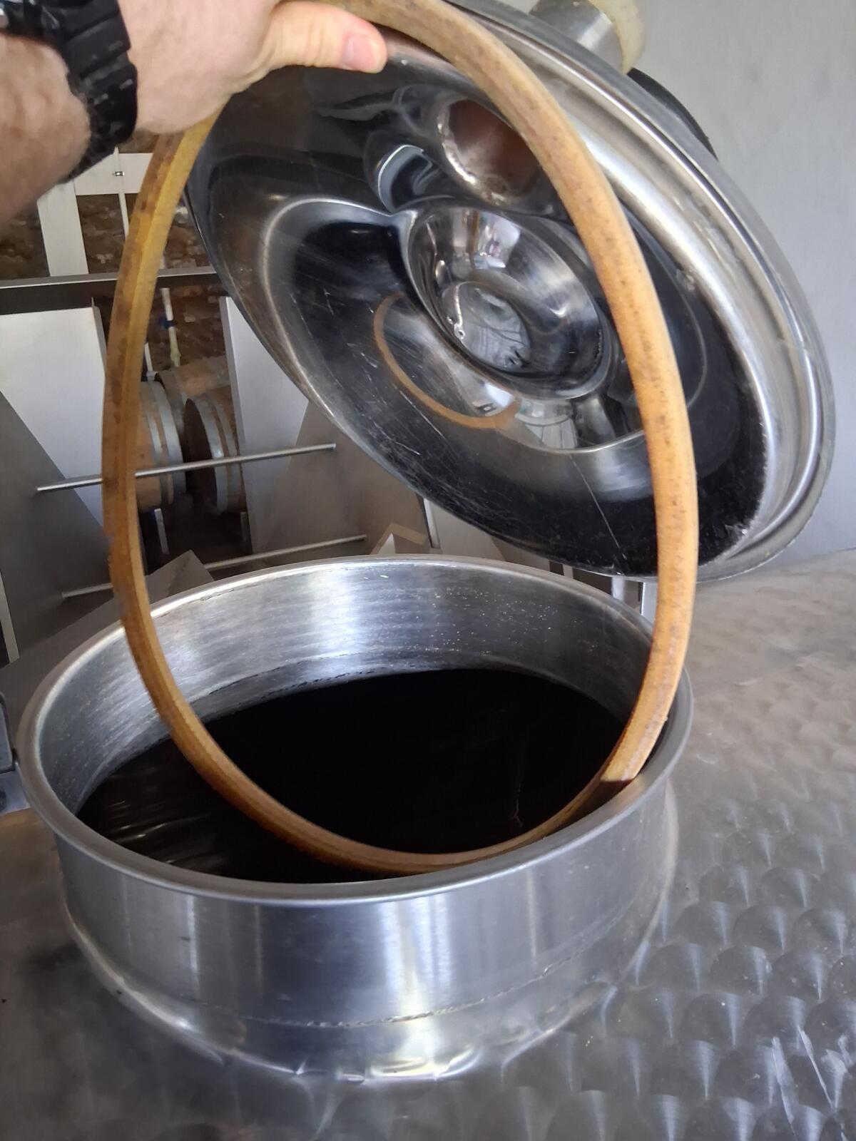 Verkaufe Tank 1500l 3