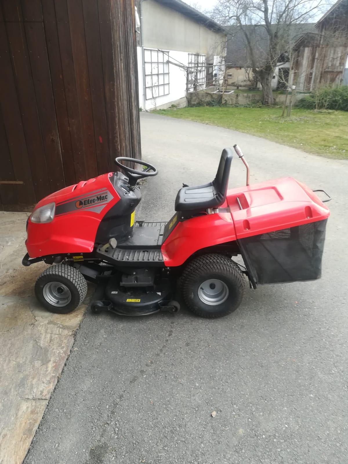 Rasentraktor Oleo-Mac 2