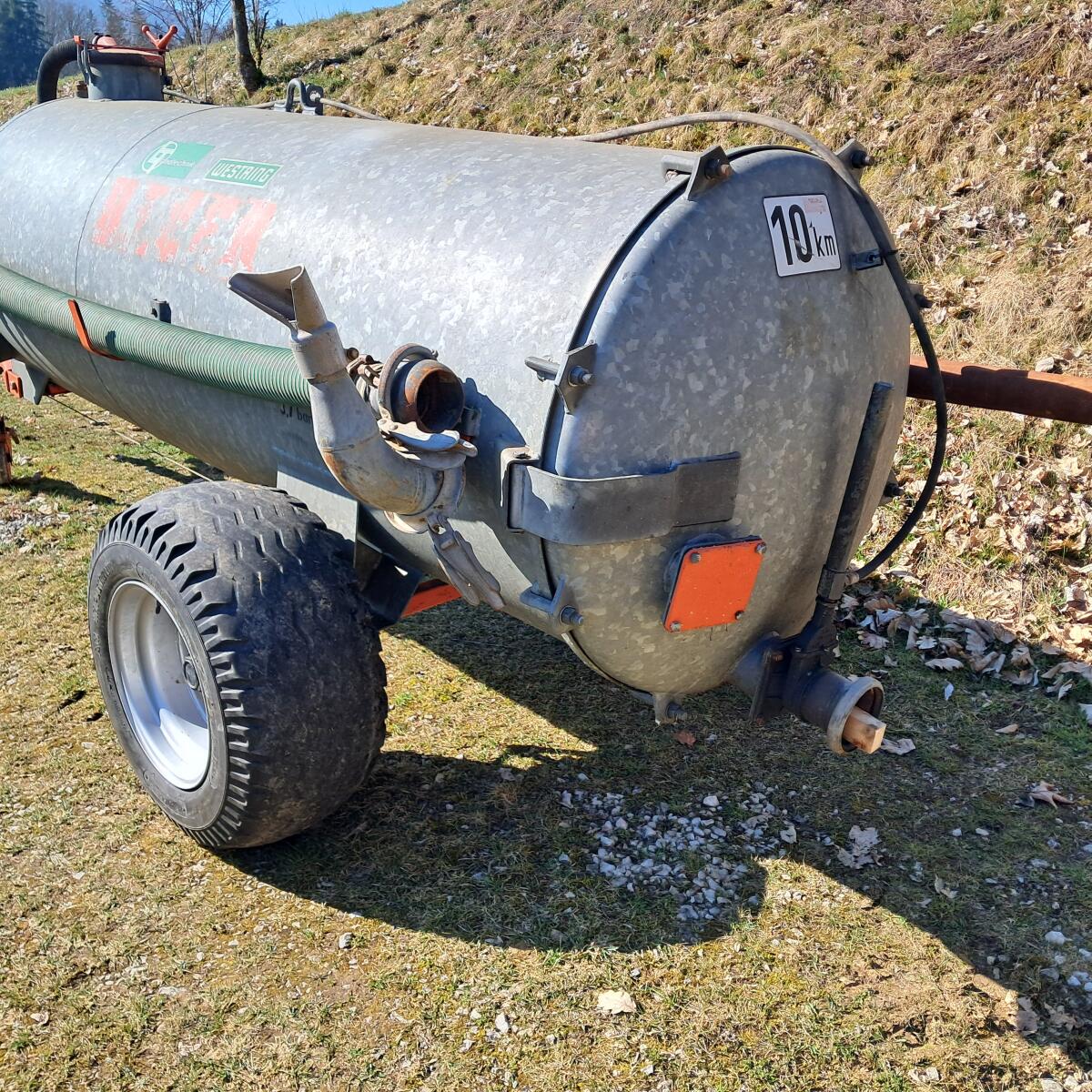 Bauer 3000l Güllefaß 2
