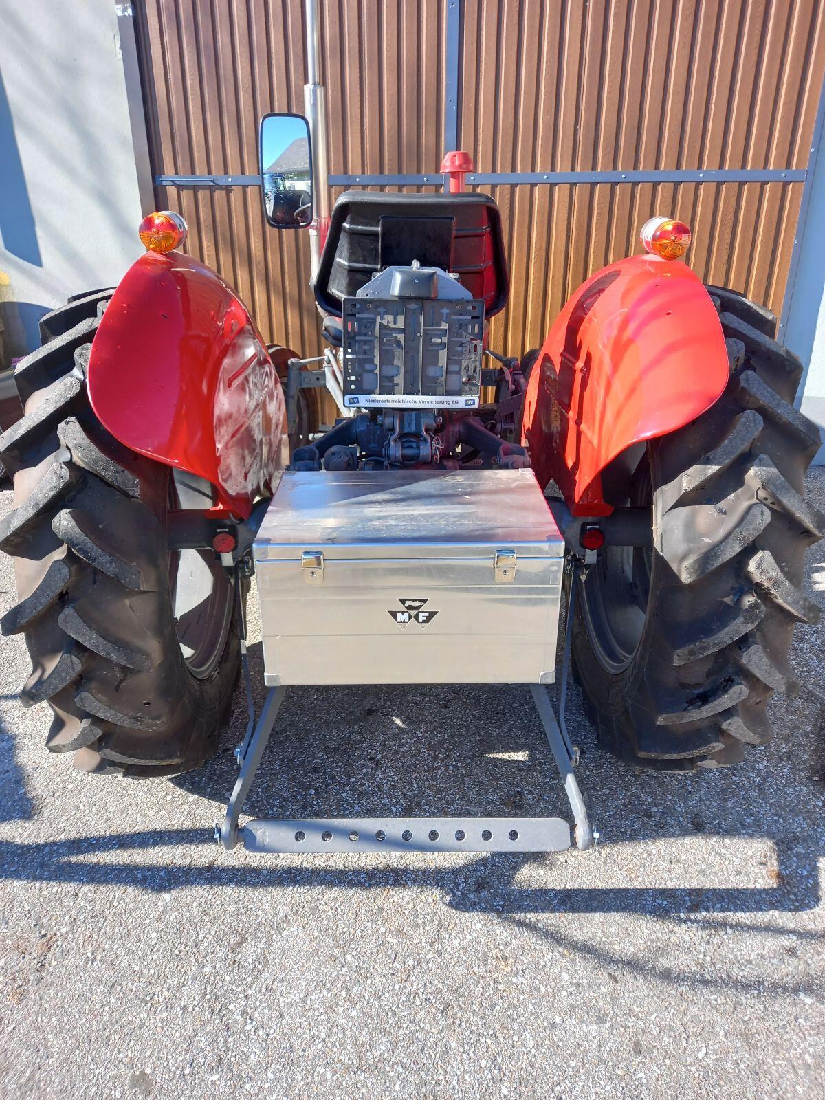 Massey Ferguson 35X Oldtimer 3