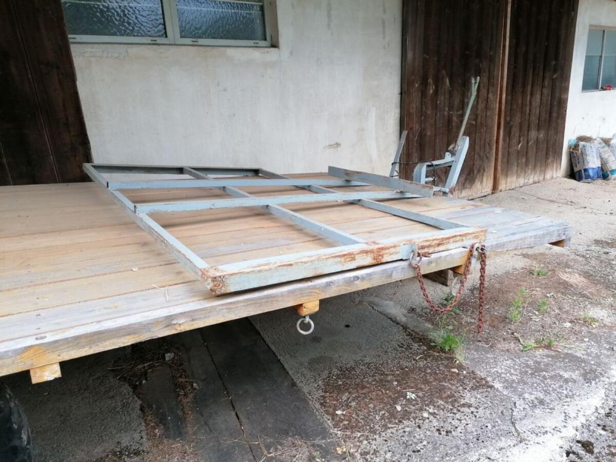 Stroh-/Heuballenwagen 2