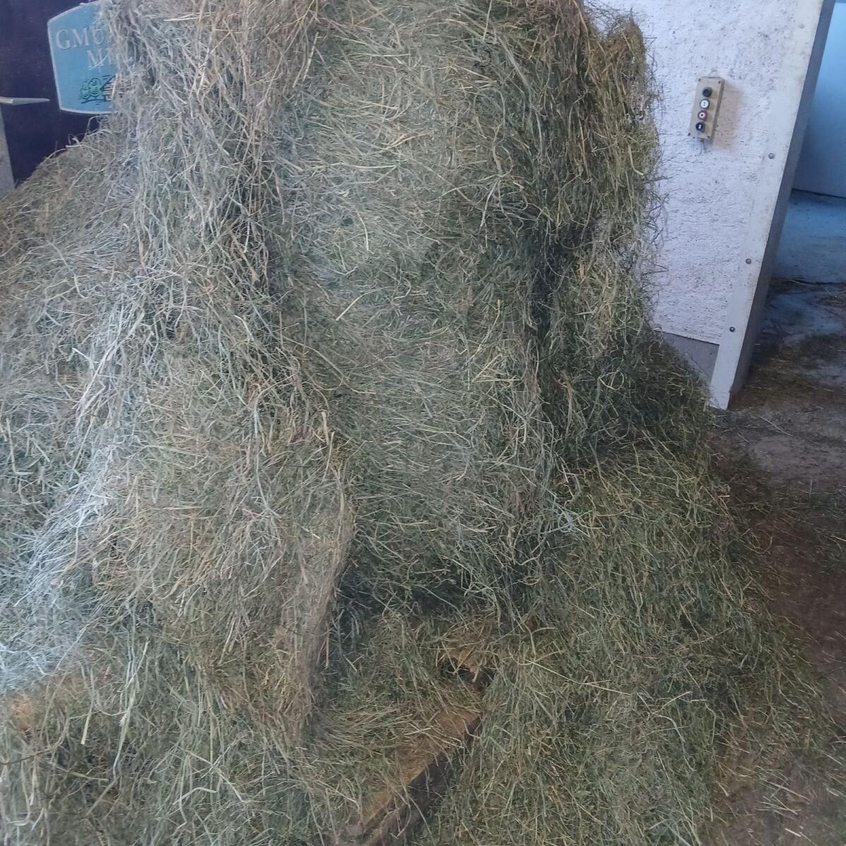 Heuballen belüftet 2