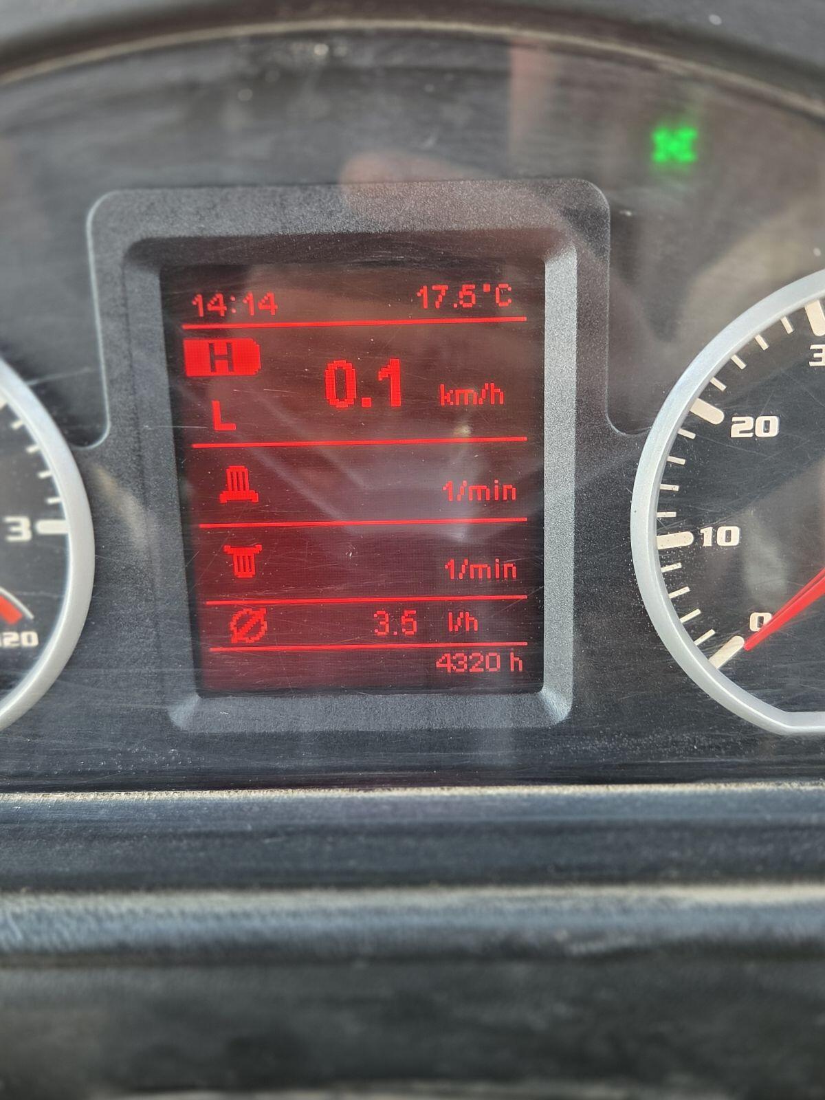 Lindner Geotrac 84 2