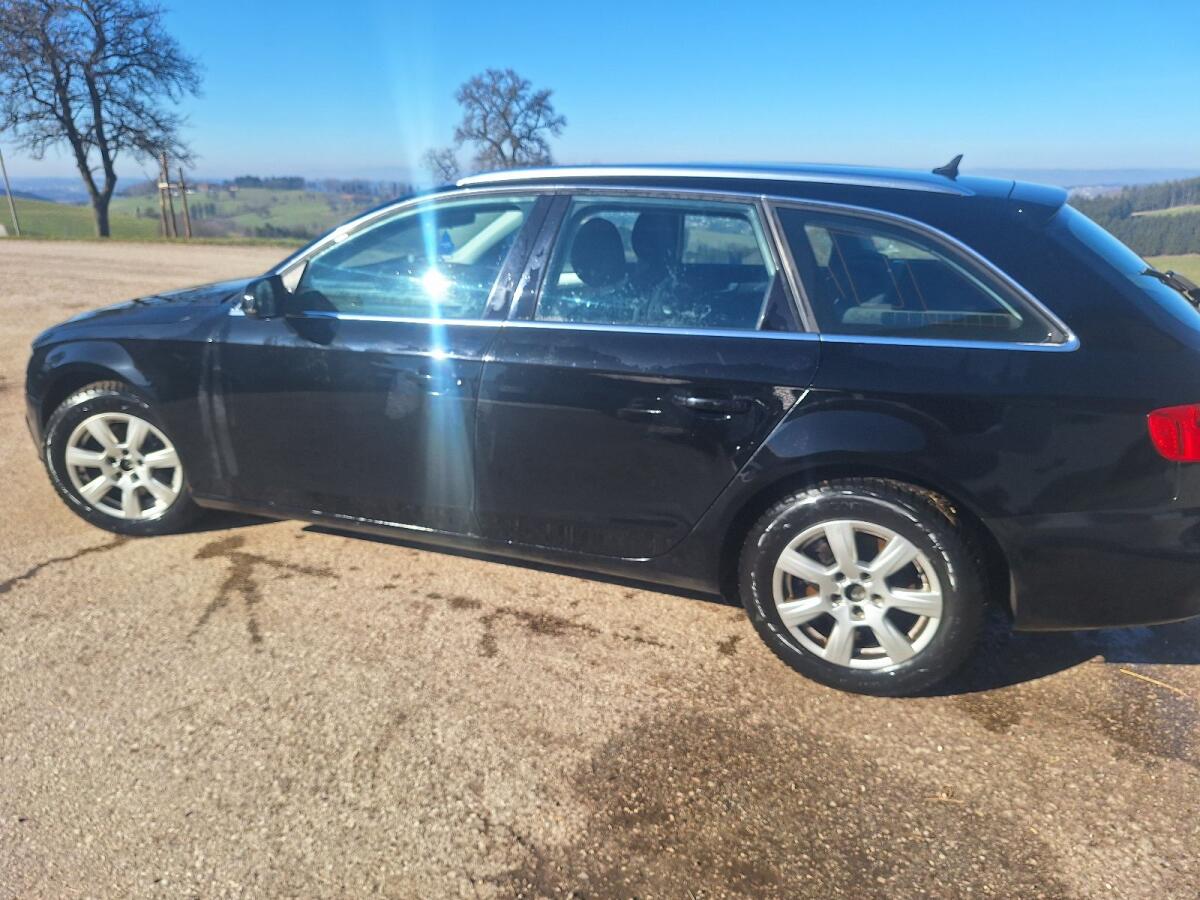 Audi A4 B8 3