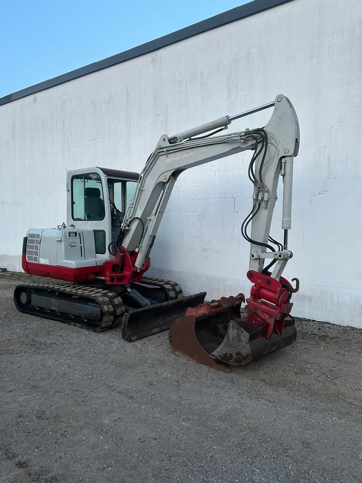 Takeuchi TB 145 2