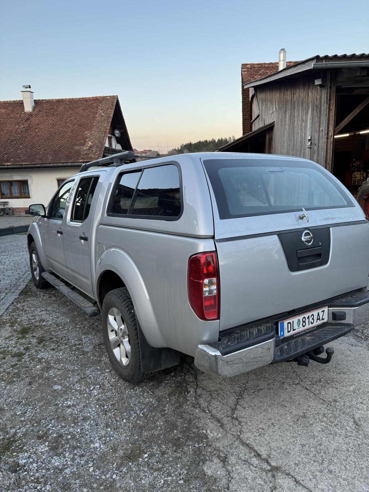 Nissan Navara 2