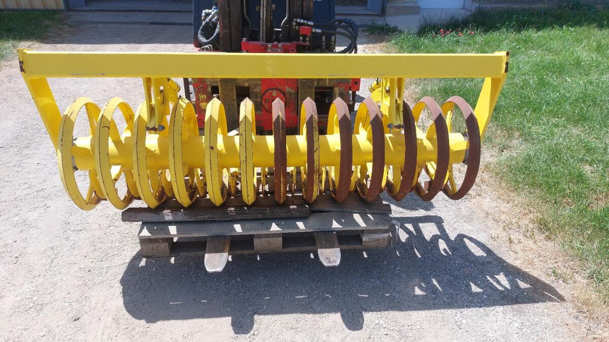 Pöttinger 2x 2m Keilringwalze 2