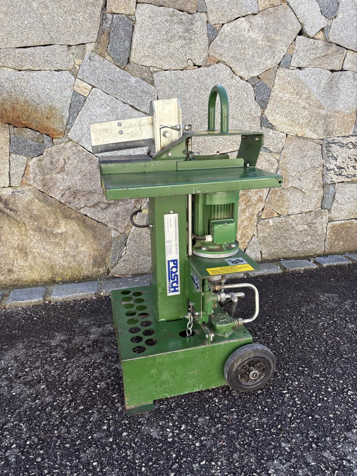 Posch Holzspalter 2