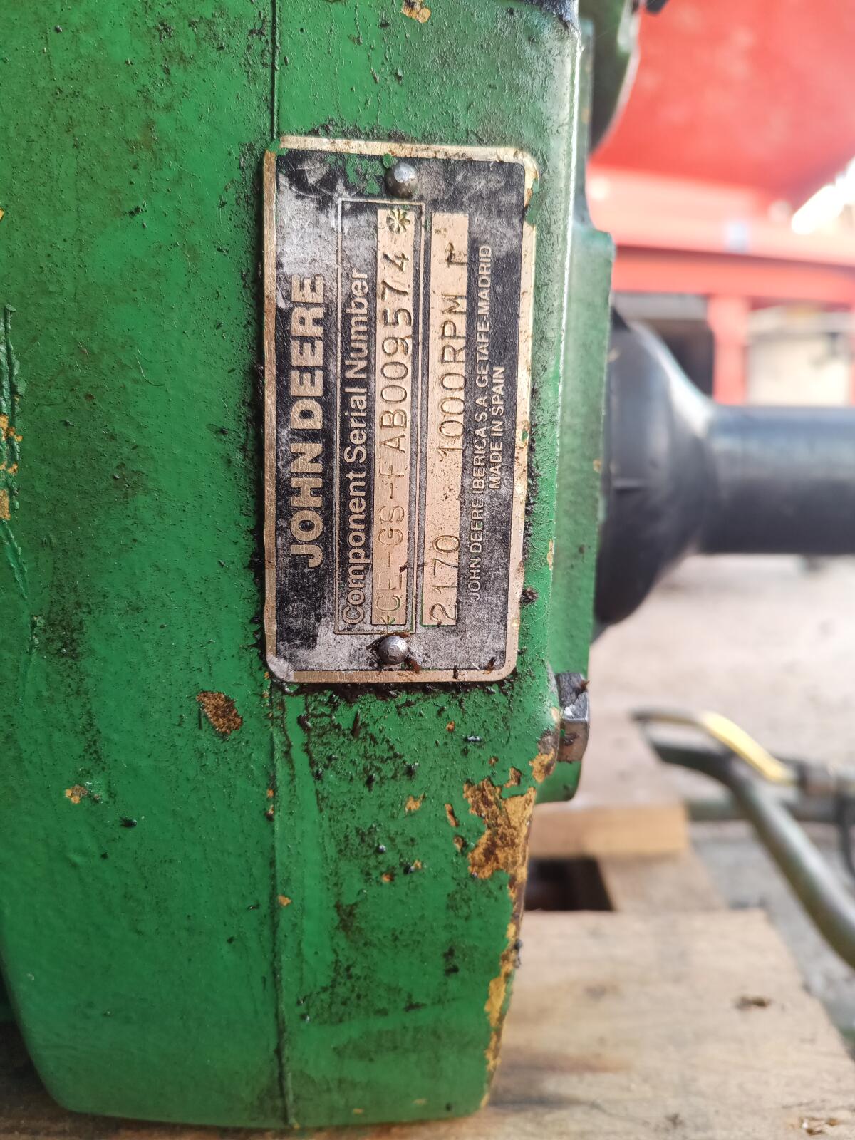 John Deere Frontzapfwelle 2