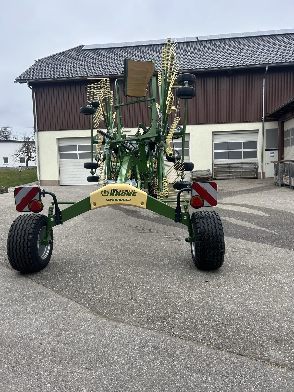 Seitenschwader Krone Swadro TS740 2