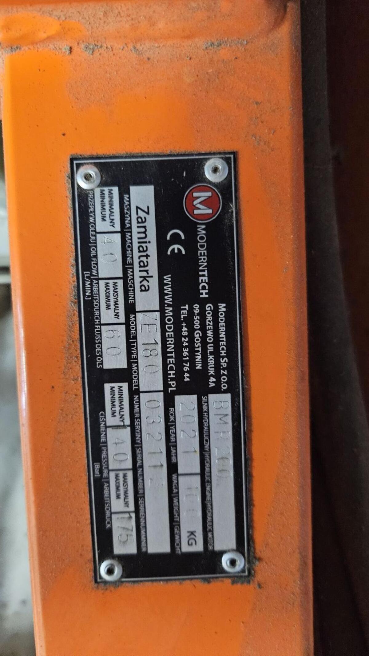 Kehrmaschine für Traktor oder Stapler 3