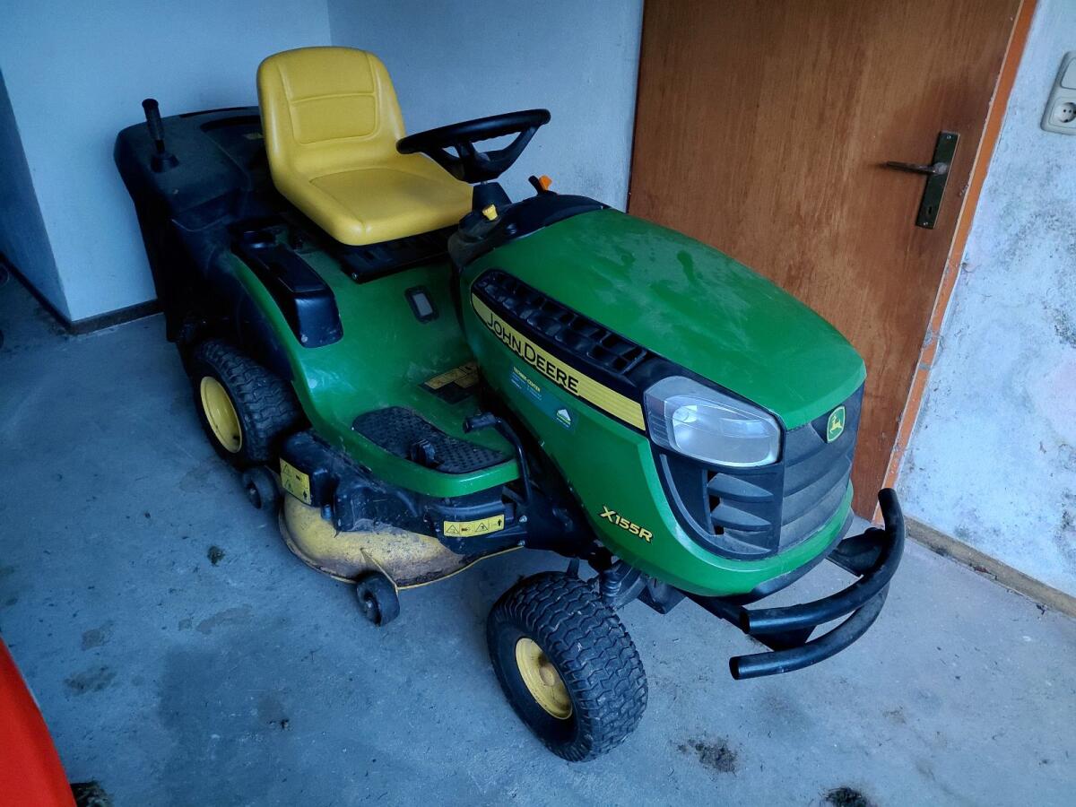 John Deere Rasentraktor X155R 3