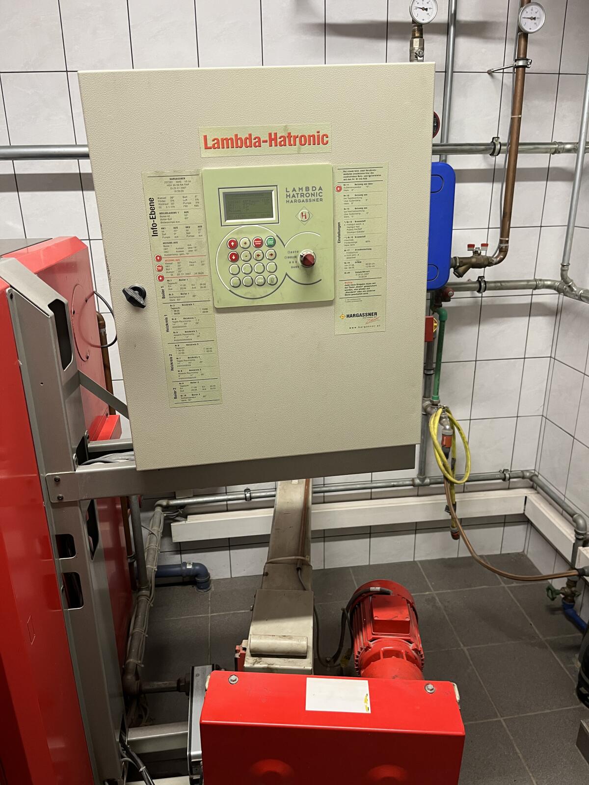 Hackgut Heizung Hargassner HSV-50 3