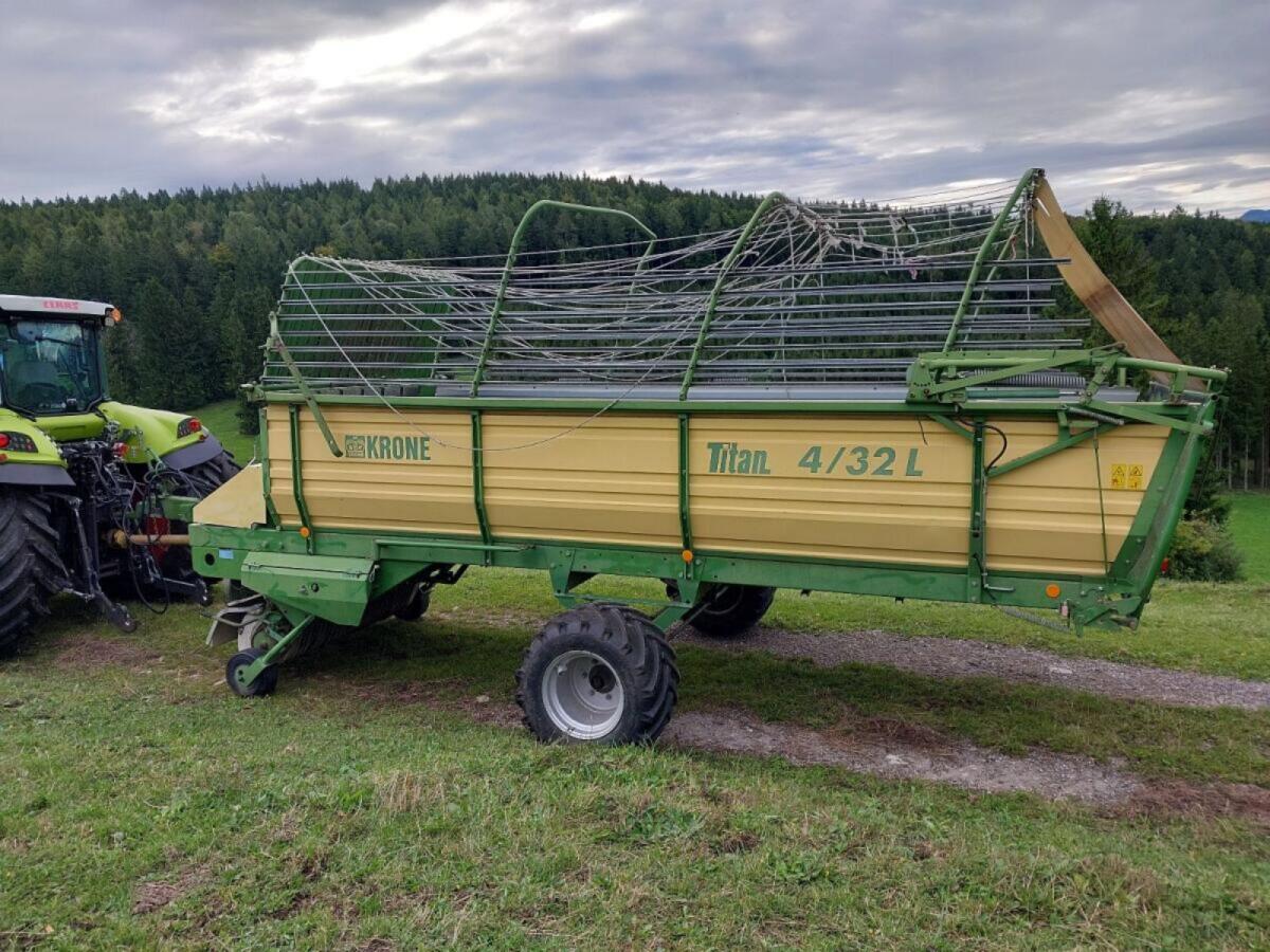 Ladewagen Krone 4/32 L 2