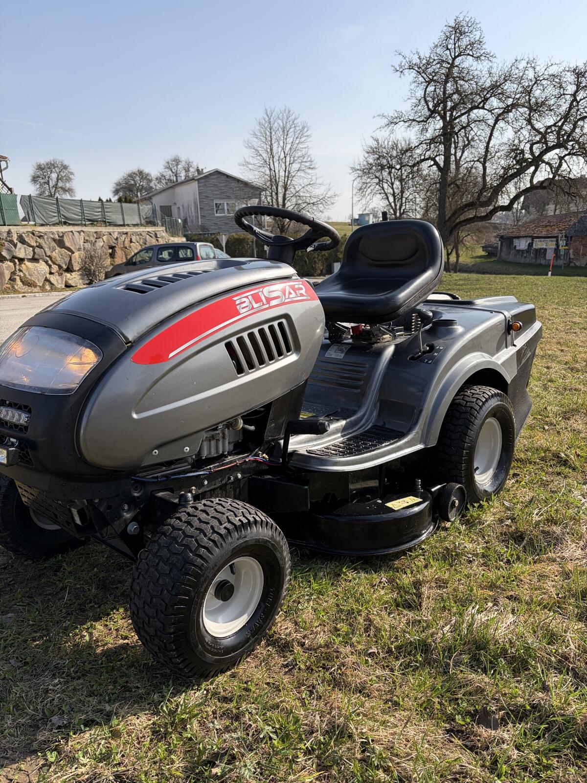 MTD Blisar GE 130 Rasenmähertraktor 2