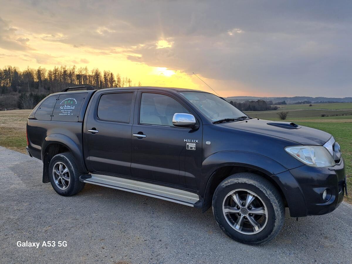Toyota Hilux 3