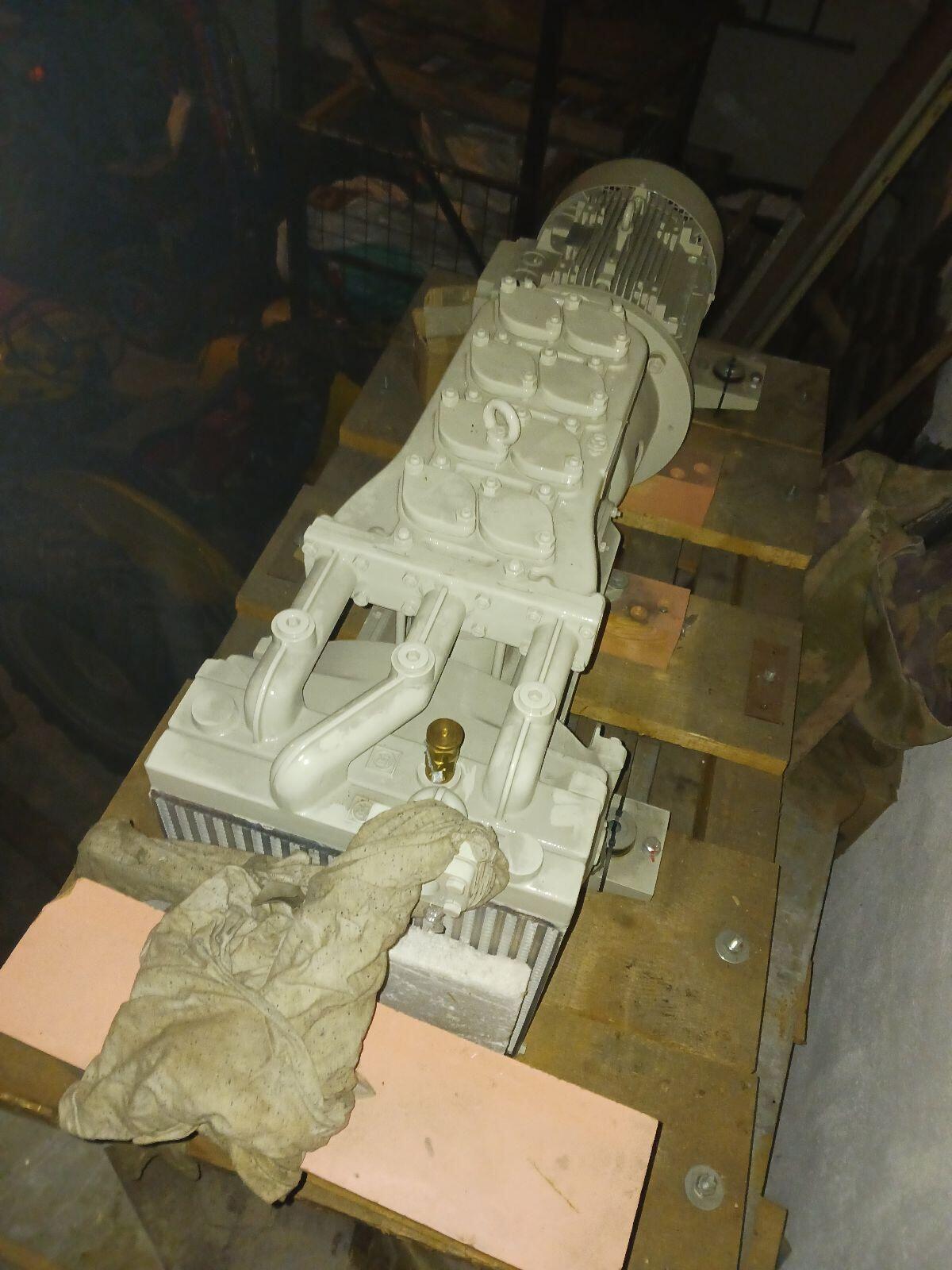 Knorr-Bremse Kompressor W230-2 2