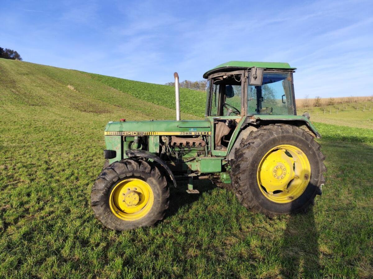 John Deere 3140 SG 2 3