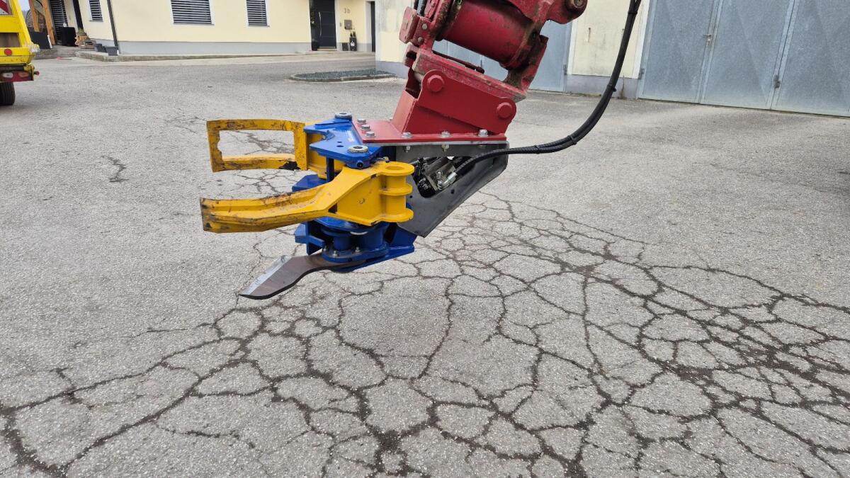 Fällgreifer Binderberger FG300 3