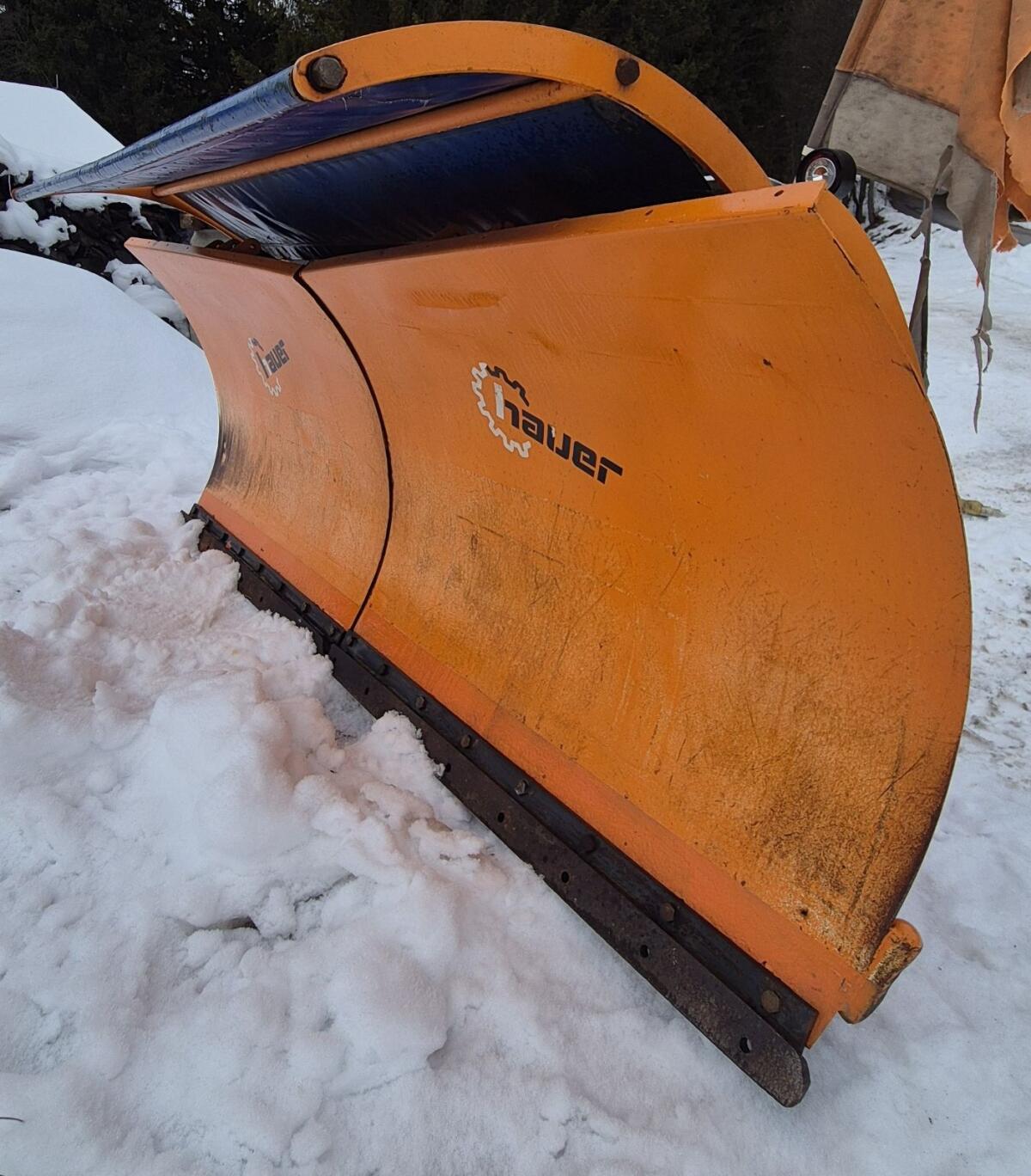 Hauer SRS 2800 Schneepflug 3