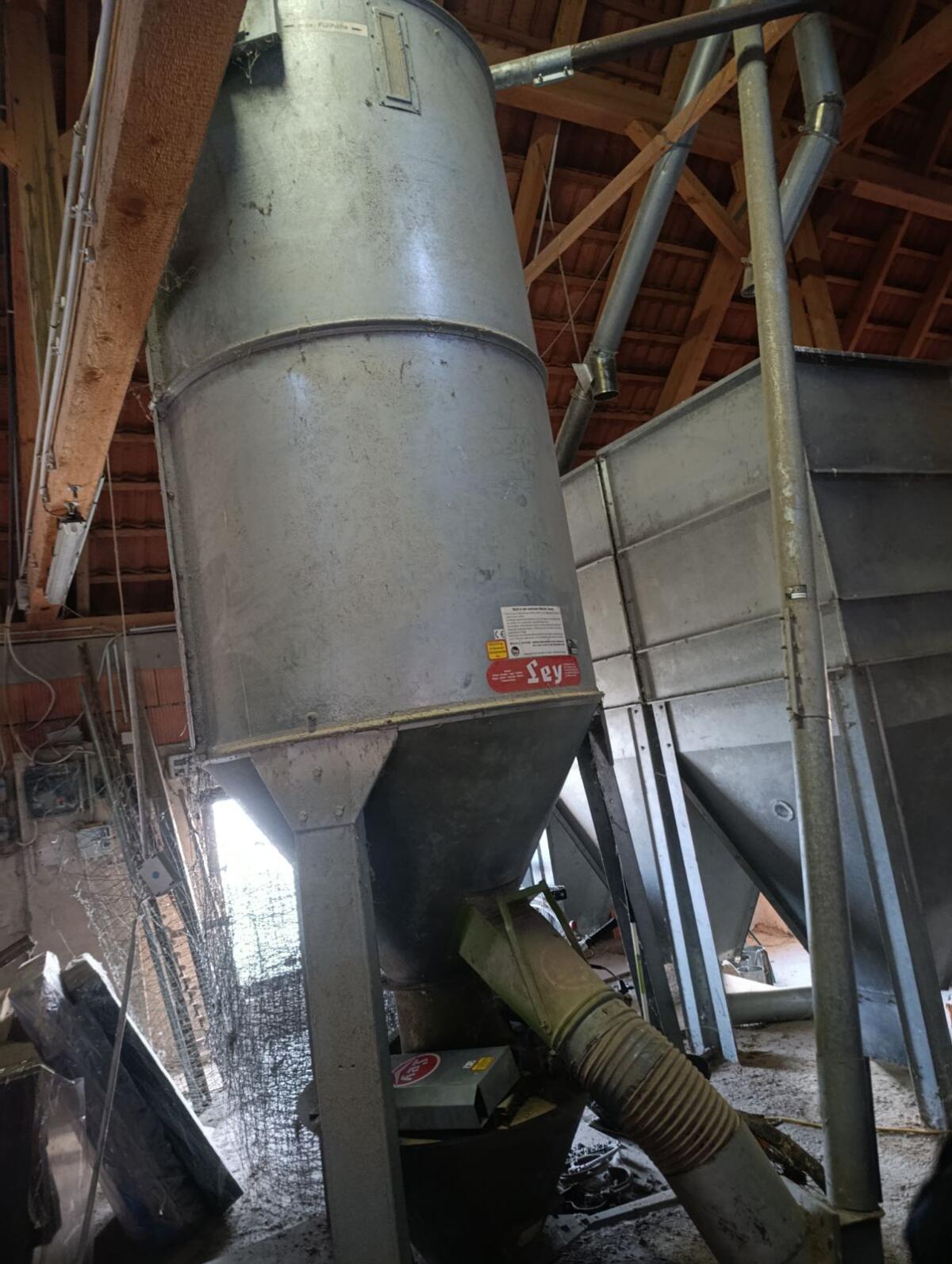 Mahl- und Mischanlage 2