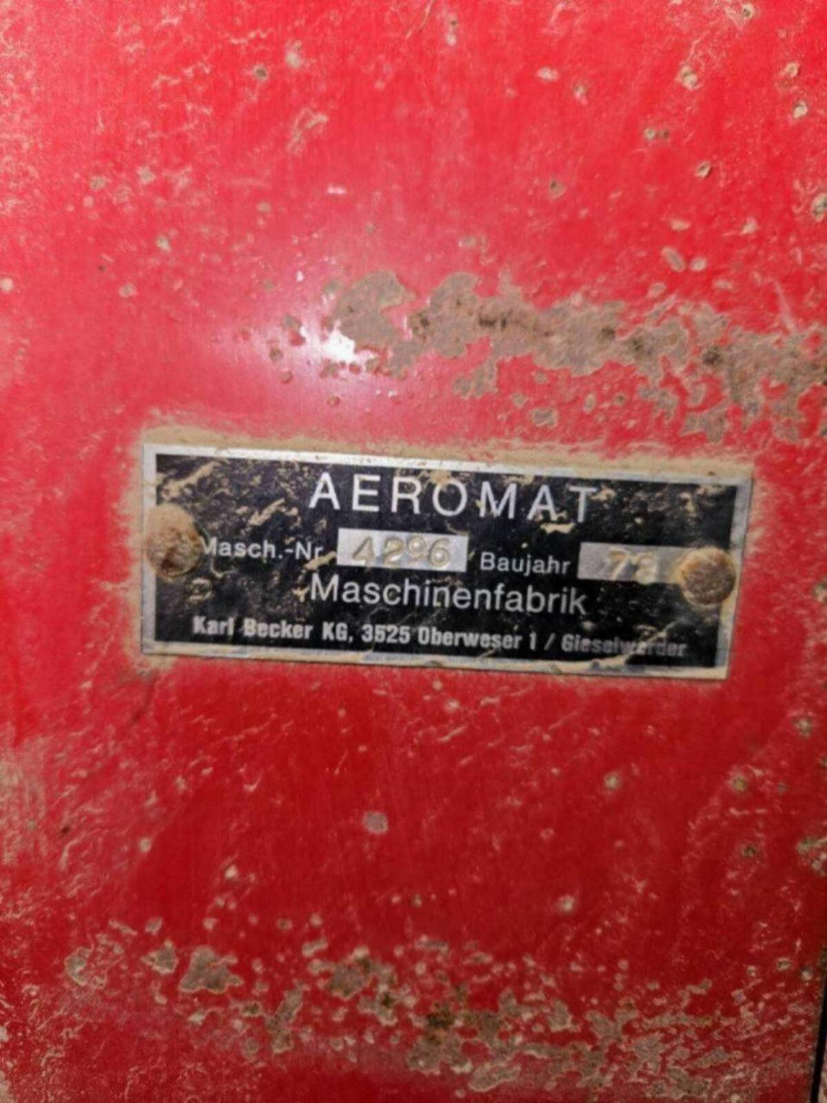 Becker Aeromat Maissämaschine 2