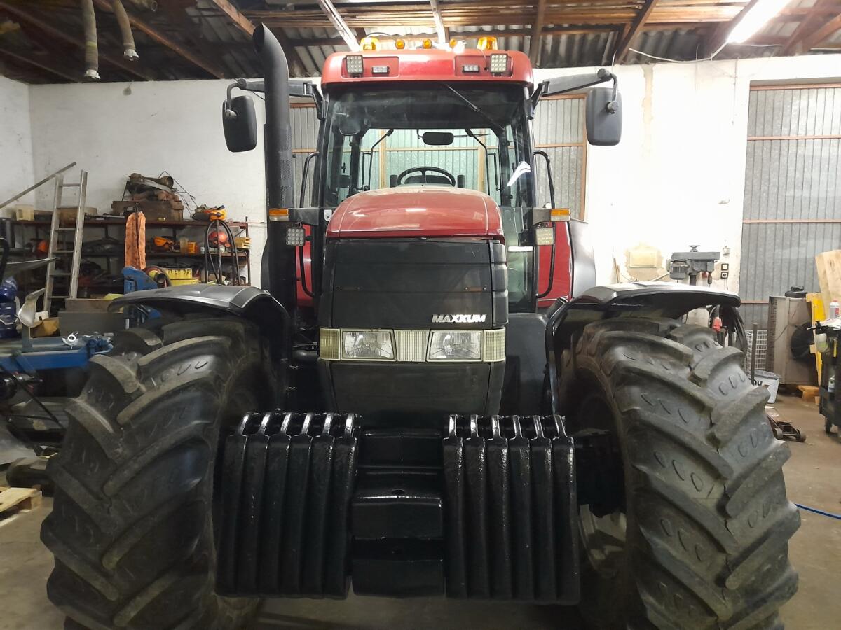 Case Mx 135 2