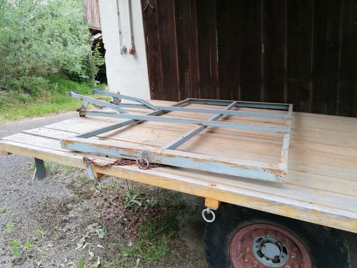 Stroh-/Heuballenwagen 3
