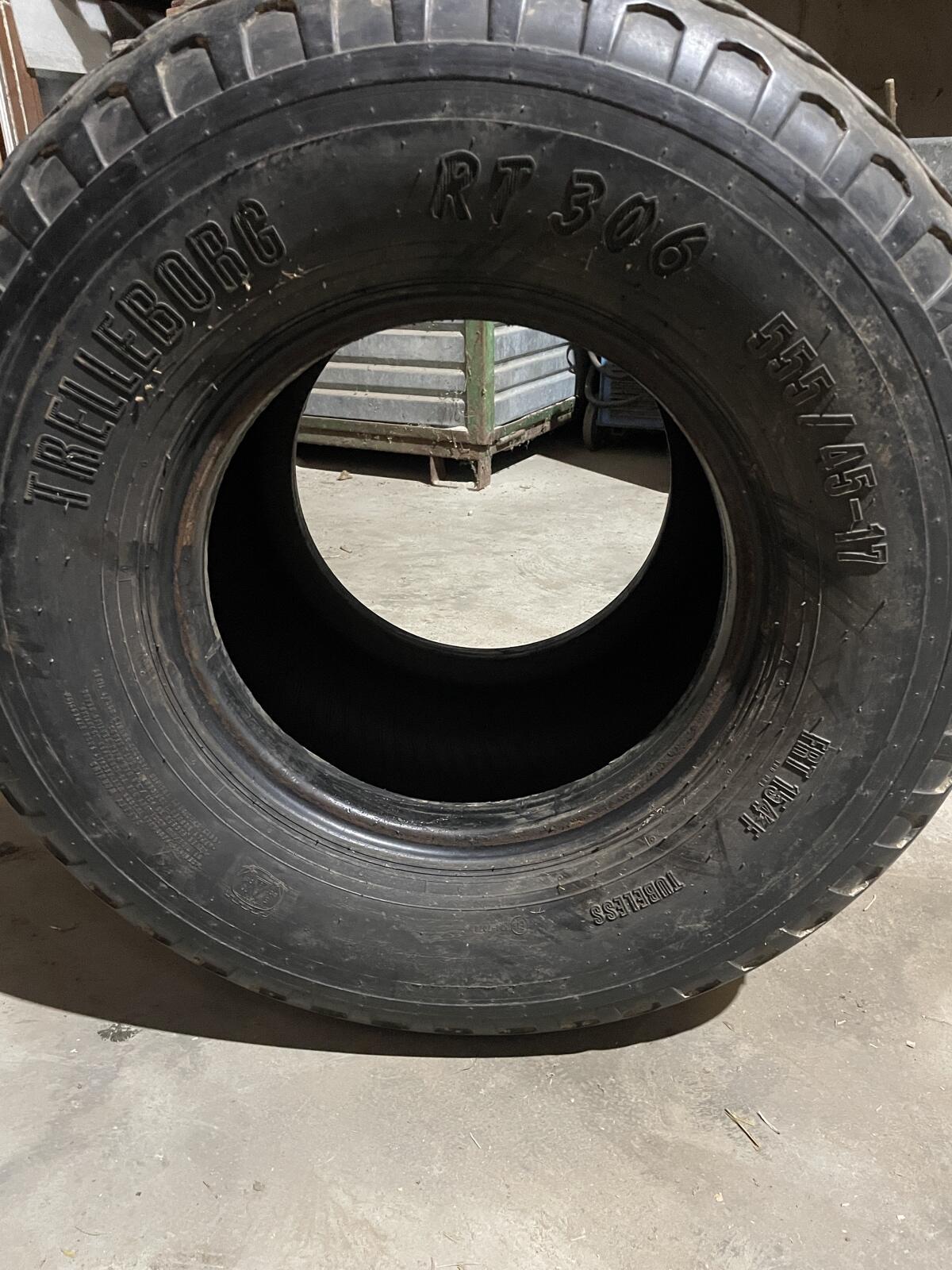 Trelleborg 555/45R17 2