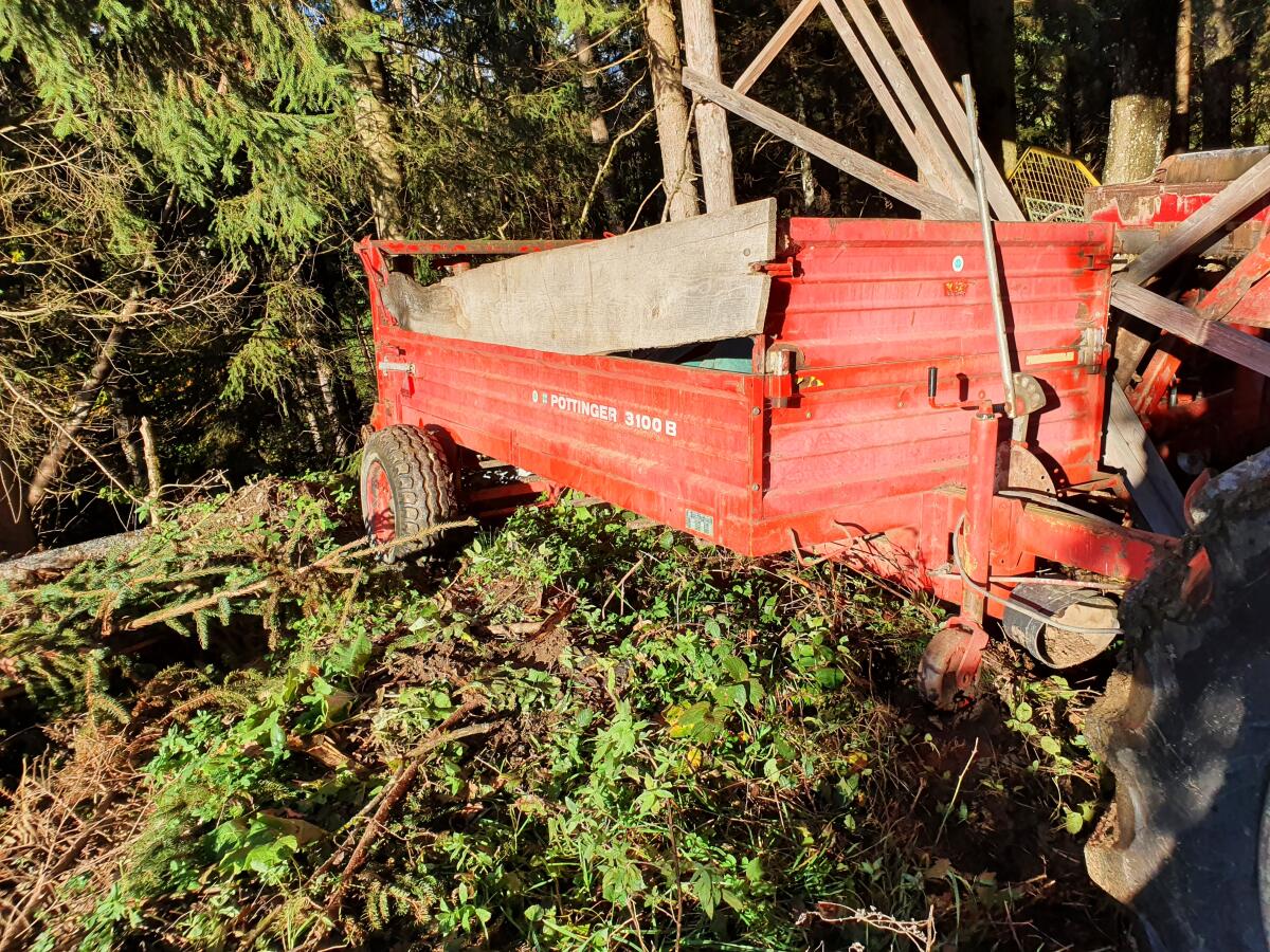 Miststreuer Pöttinger 3100B 2