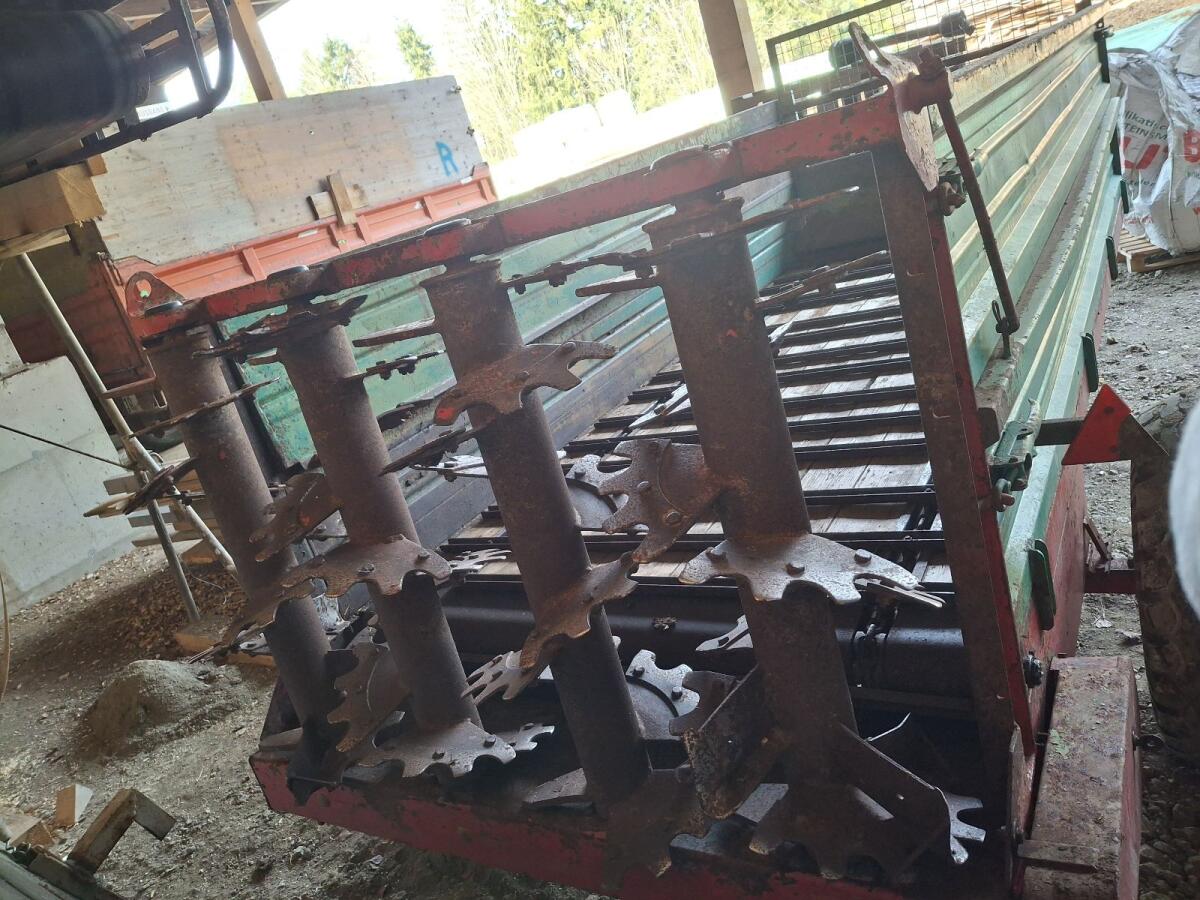 Kirchner Miststreuer B2040 3