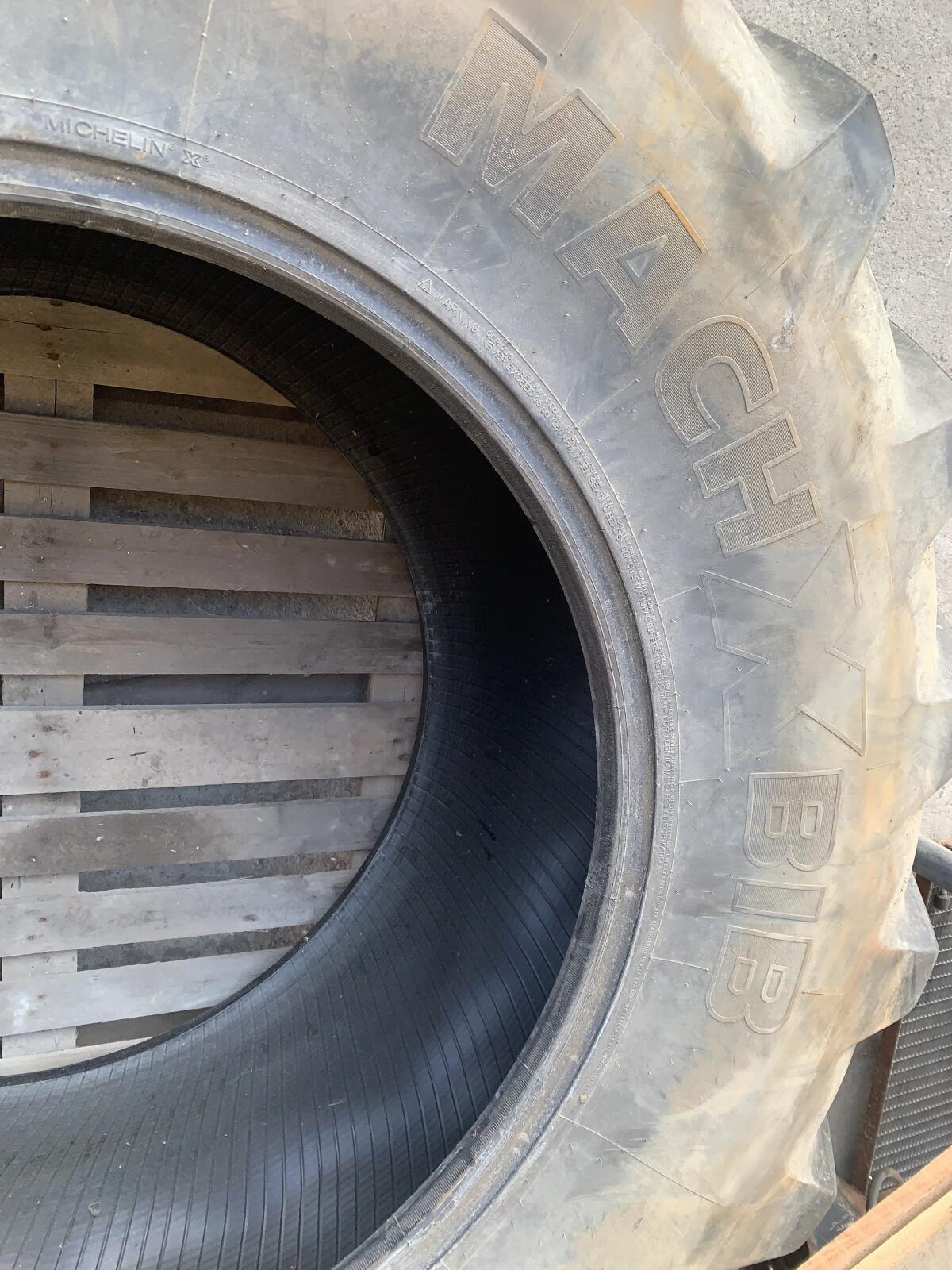 710/70R38 Michelin 3