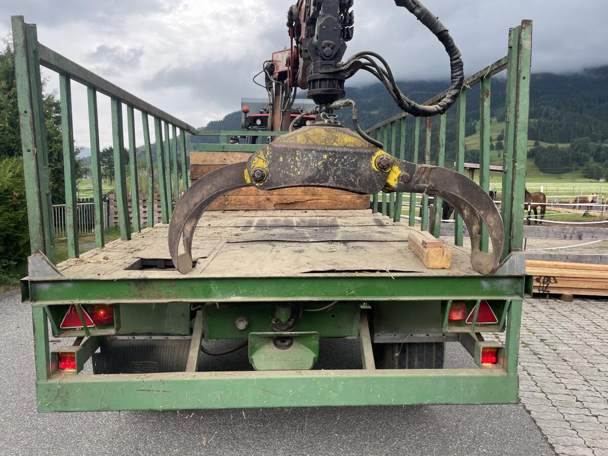 Krananhänger mit Palfingerkran 3