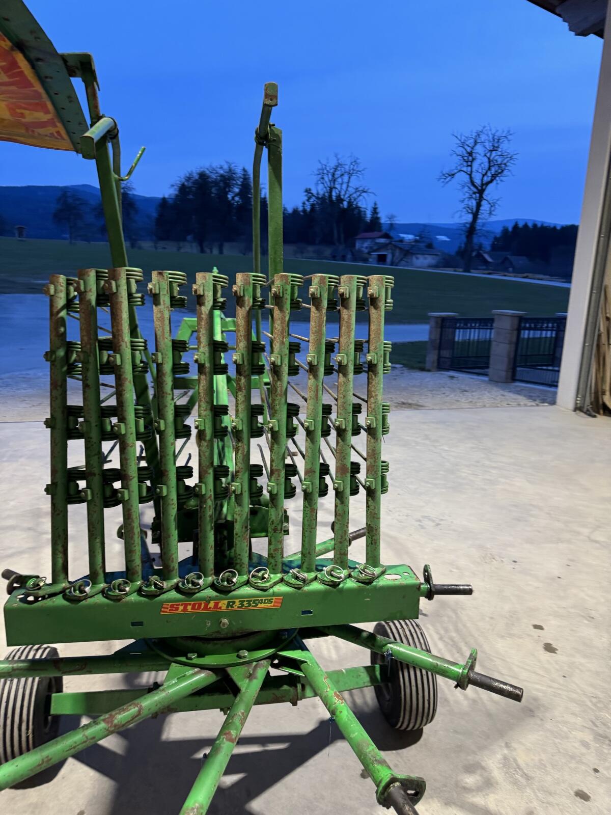 Schwader Stoll R335 4DS 3