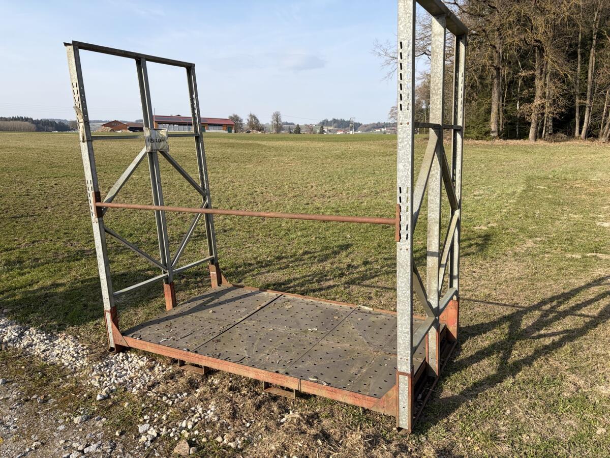 Stapelgestell 2