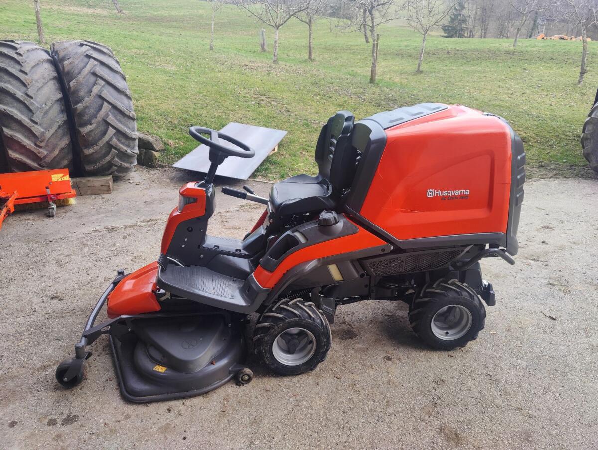 Husqvarna RC 320TS AWD 2