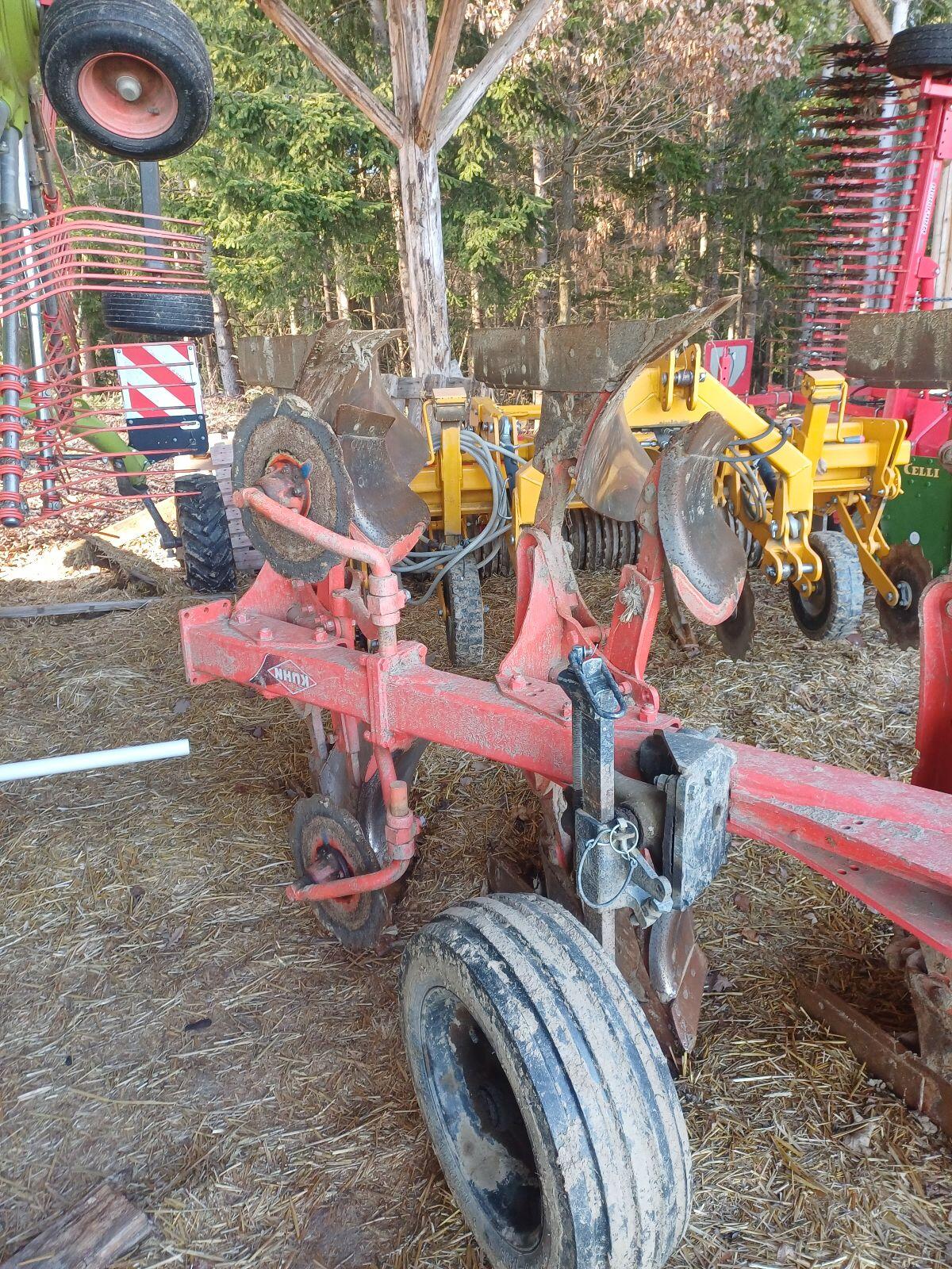 Kuhn Pflug Multi-Master 112 3