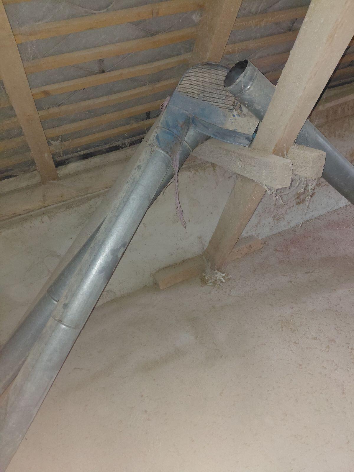 Getreidegebläse und Mühle 3