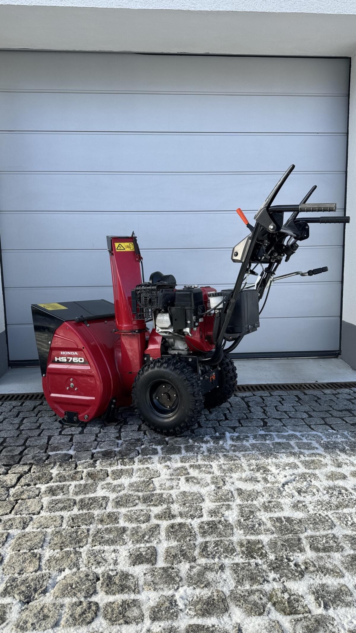Schneefräse Honda HS 760 mit E-Starter 3