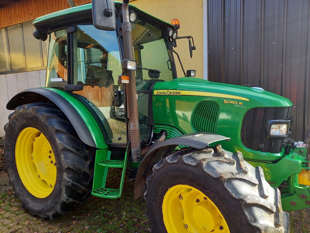 John Deere 5080 R Traktor 2