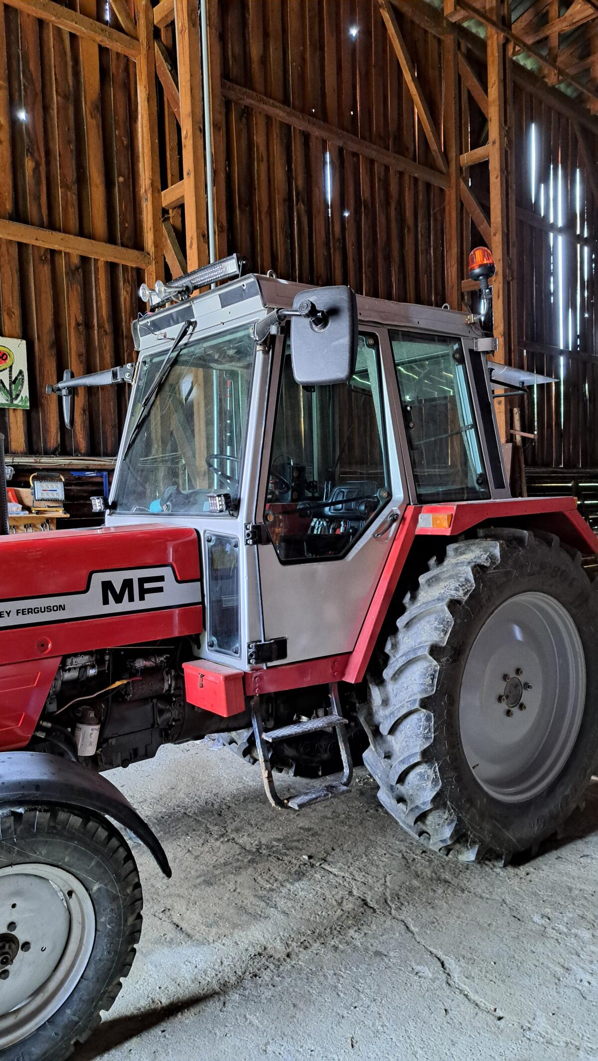 Massey Ferguson 284s 3