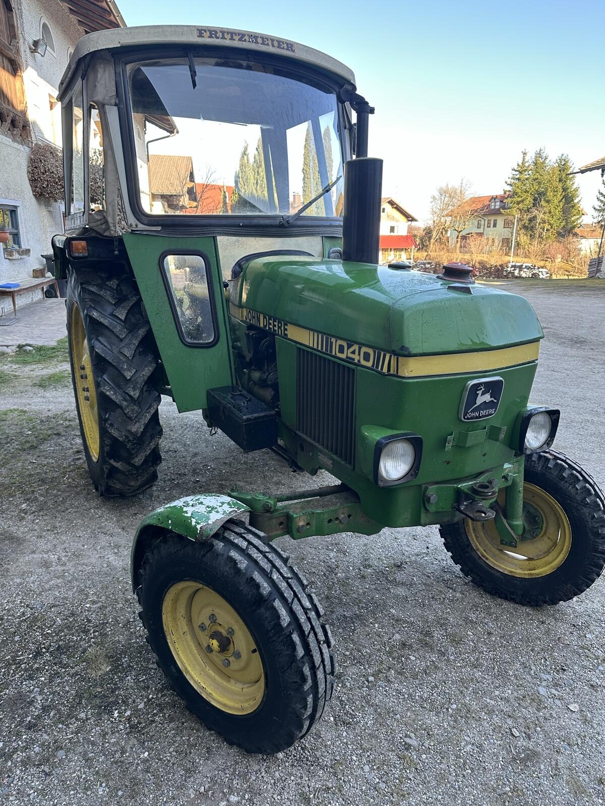 Traktor John Deere 1040 3