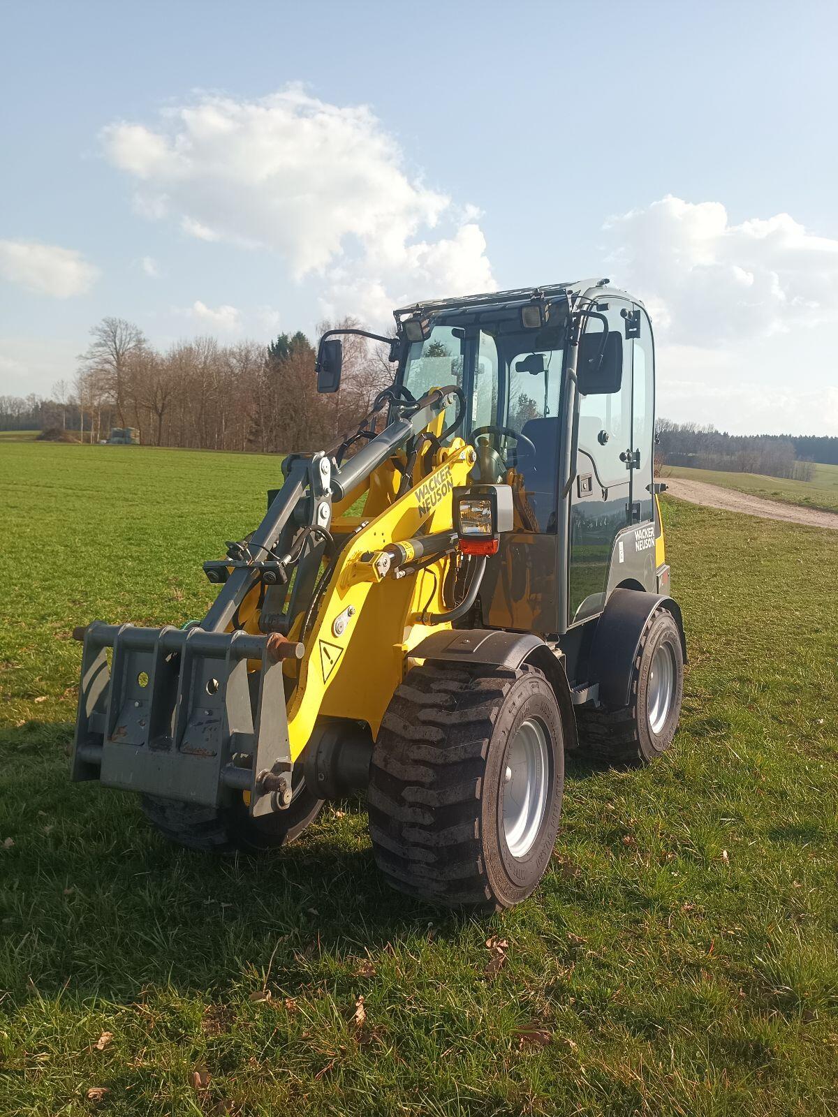 Weidemann 1280 Wacker Neuson WL25 2