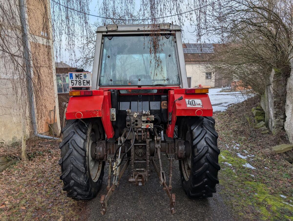 Massey Ferguson 377 3