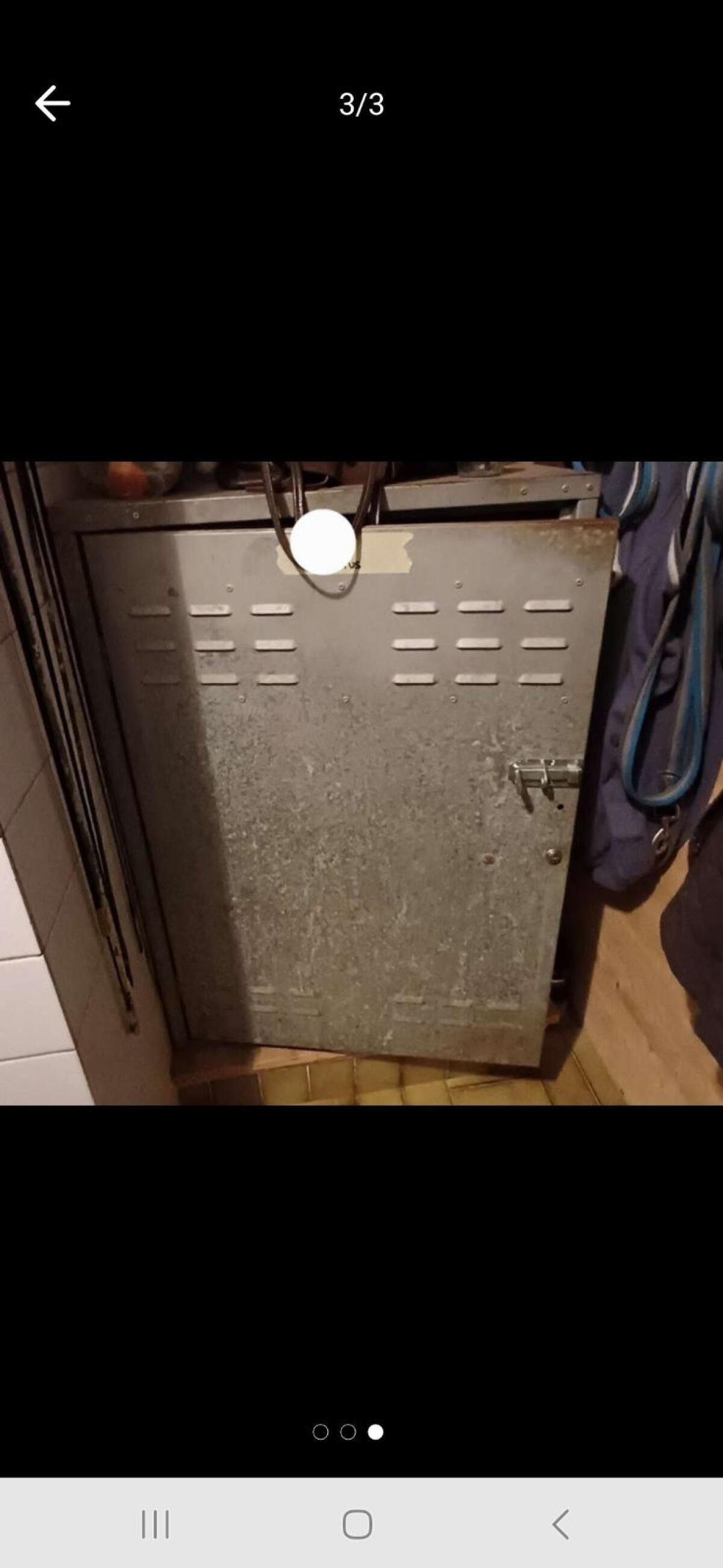Sattelschrank 3