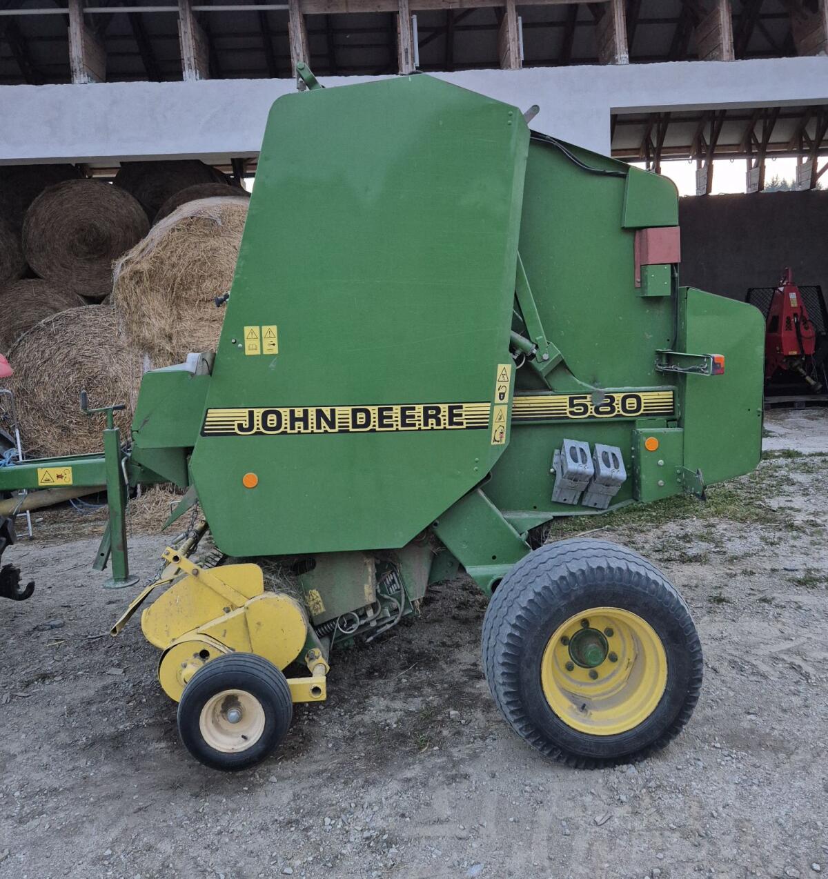 John Deere 580 2